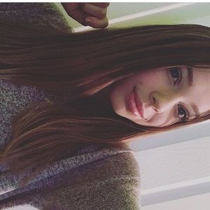 Meet your Posher, Eva